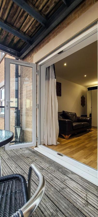 Entire Town Centre 2 Bedroom Apartment Very Close To Beach Bournemouth Exteriör bild