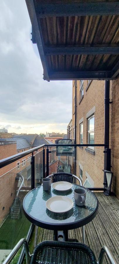 Entire Town Centre 2 Bedroom Apartment Very Close To Beach Bournemouth Exteriör bild