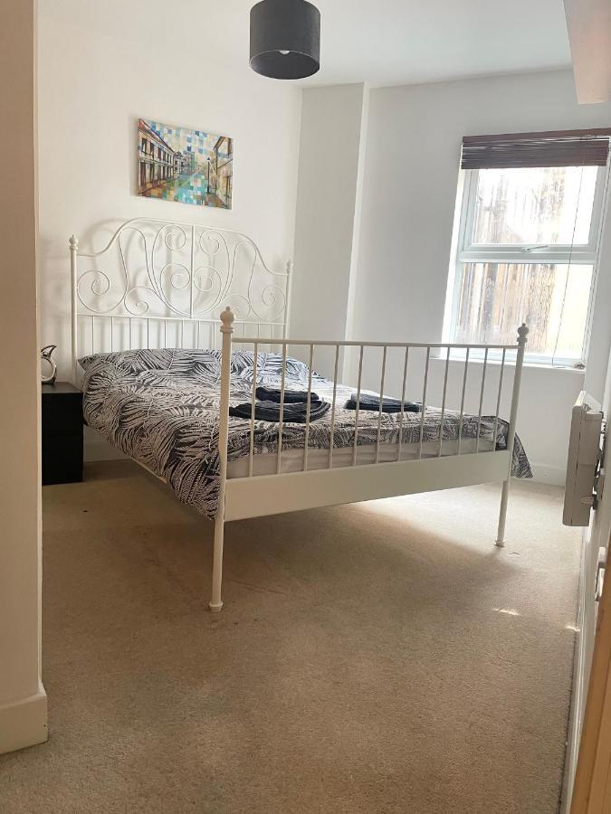 Entire Town Centre 2 Bedroom Apartment Very Close To Beach Bournemouth Exteriör bild